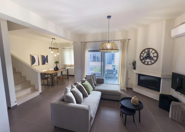 Amare Luxury Living