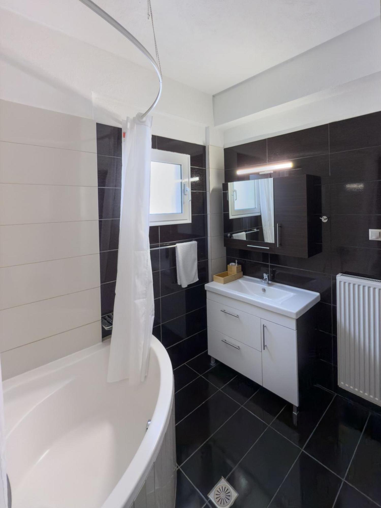 Willa Amare Luxury Living